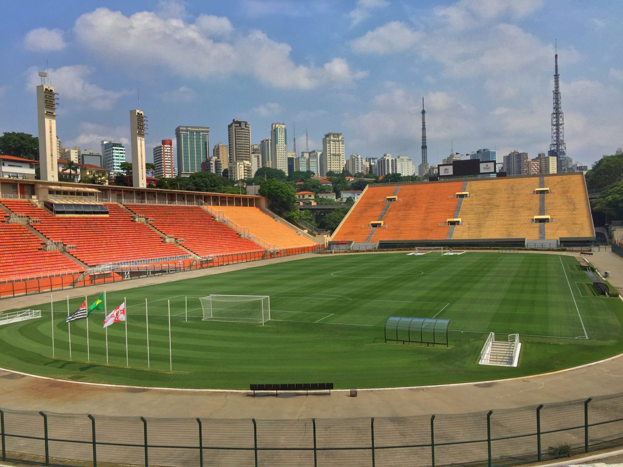 Futebol História - Estadio de Futebol