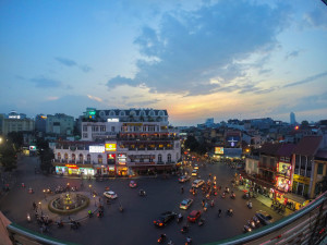 3em3-hanoi-old-quarter-city-view-caphe