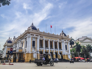3em3-hanoi-vietnam-french-quarter