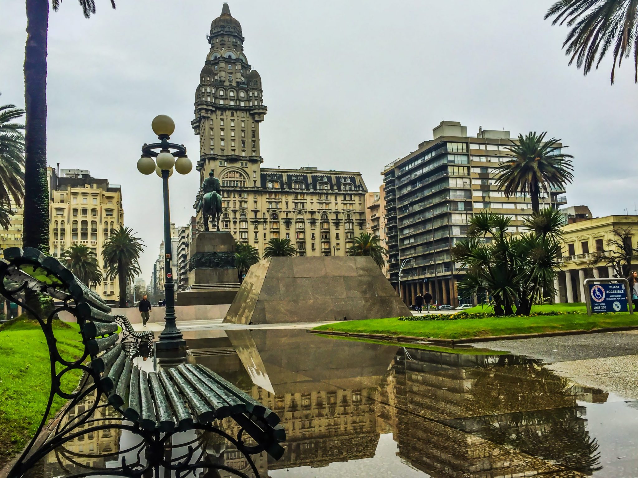 O Que Fazer Em Montevideo Dicas De Turismo Brasileiros No Uruguai My