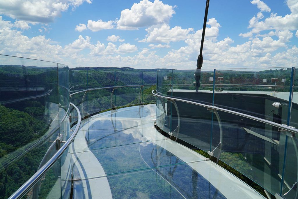 Plataforma de Vidro Skyglass - Canela - Gramado - Vale da Ferradura