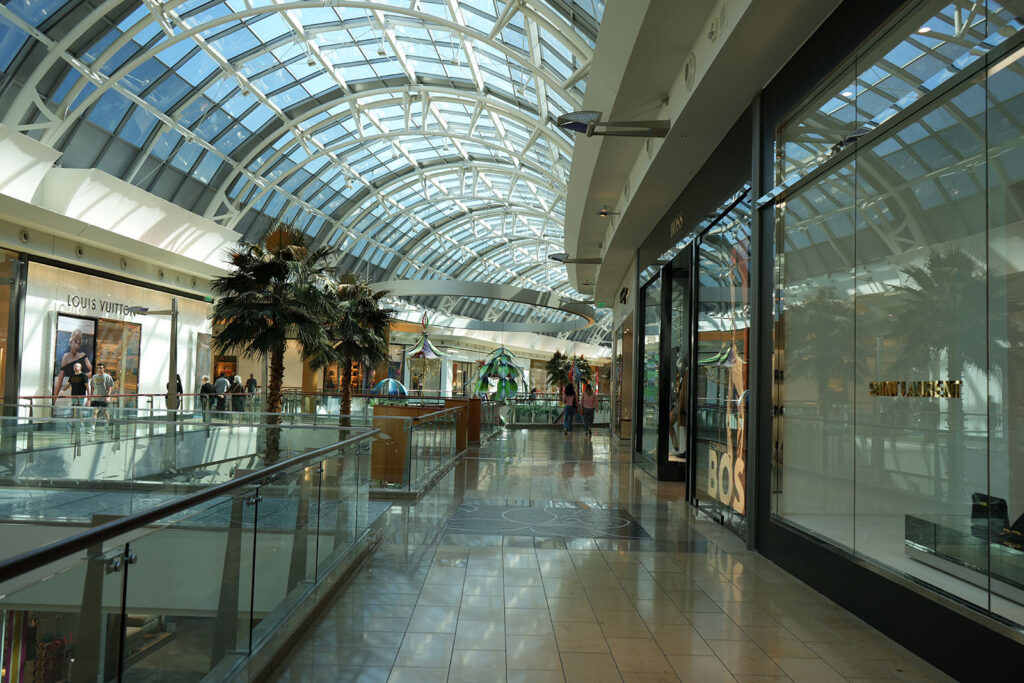 Orlando (EUA) – The Mall at Millenia, o melhor shopping de Orlando