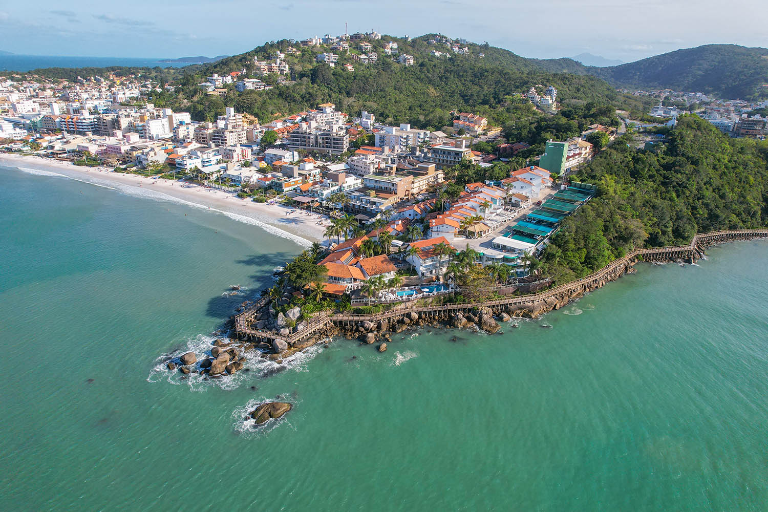 O que fazer em Bombinhas (SC): pontos turísticos e passeios