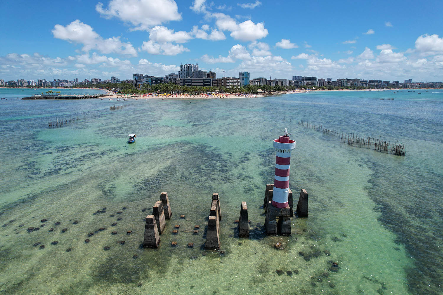 As incríveis piscinas naturais de Maceió – Pajuçara e Ponta Verde