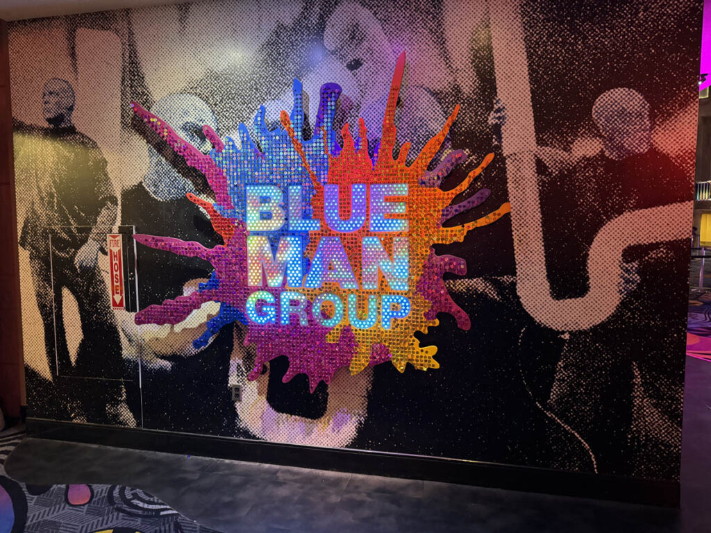 blue man group las vegas luxor show