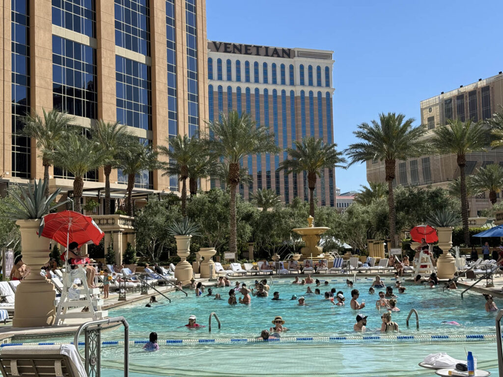 las vegas - palazzo - venetian - piscinas - pools