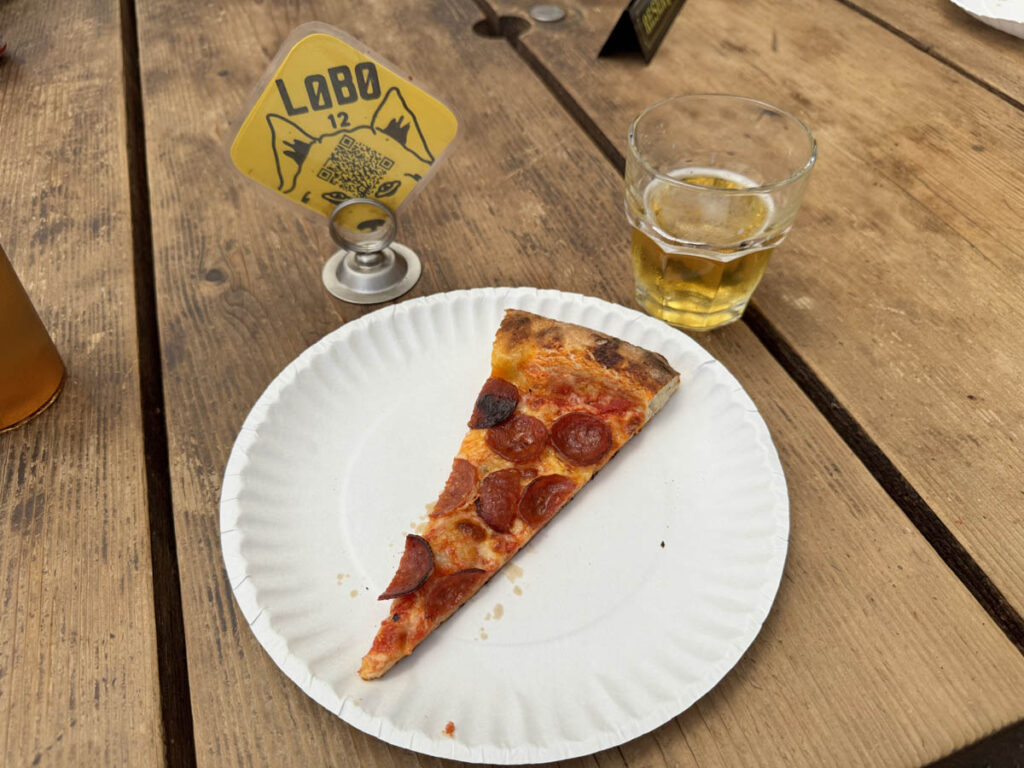 Chicago Movies Filmes Series chicago yes chef the bear pizza lobo pepperoni