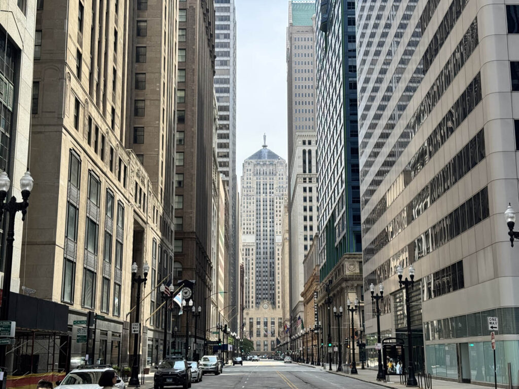 Chicago Movies Filmes Series On Location Tours batman begins