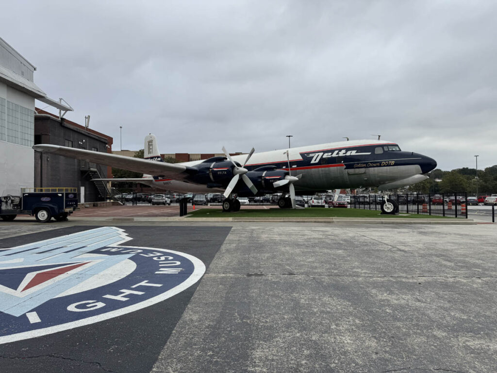 atlanta delta flight museum 3em3