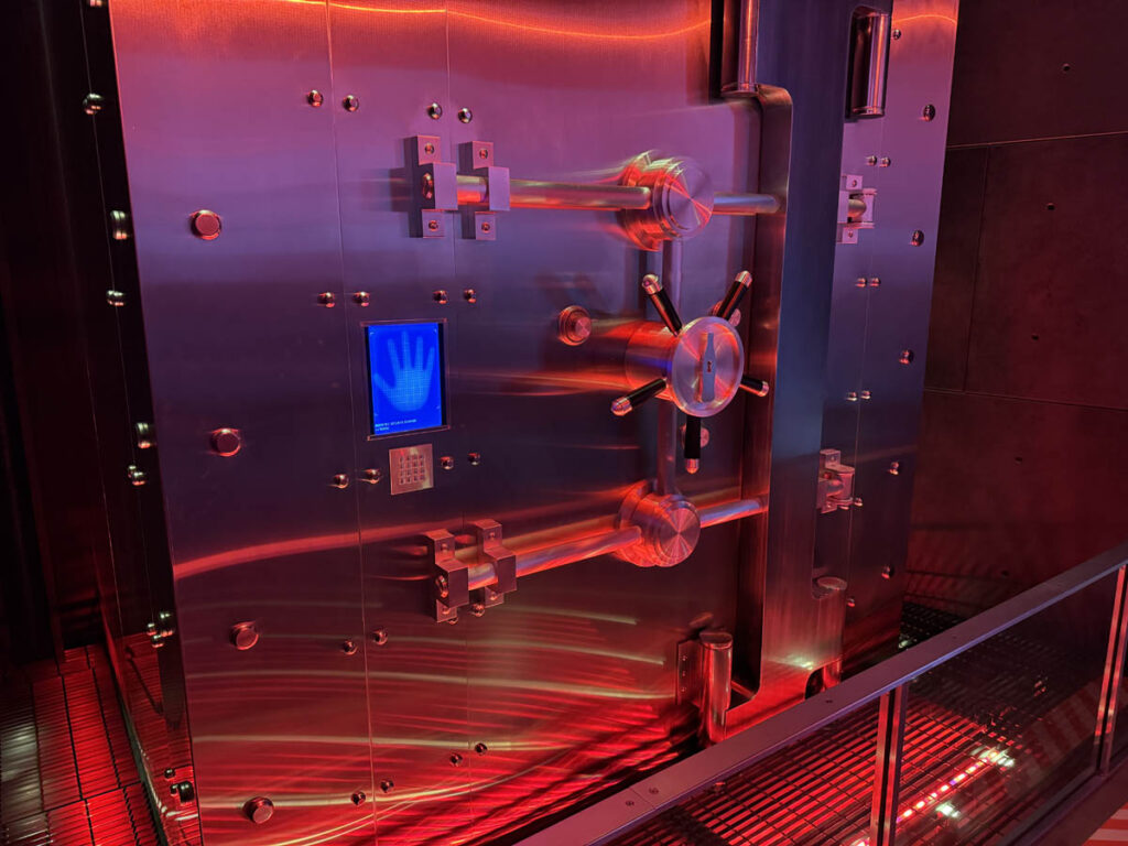 atlanta world of coca cola 3em3 vault cofre