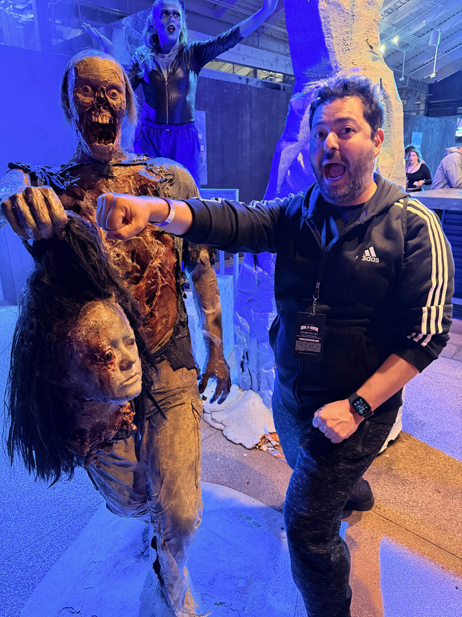 sea world seaworld orlando florida 3em3 howl o scream halloween