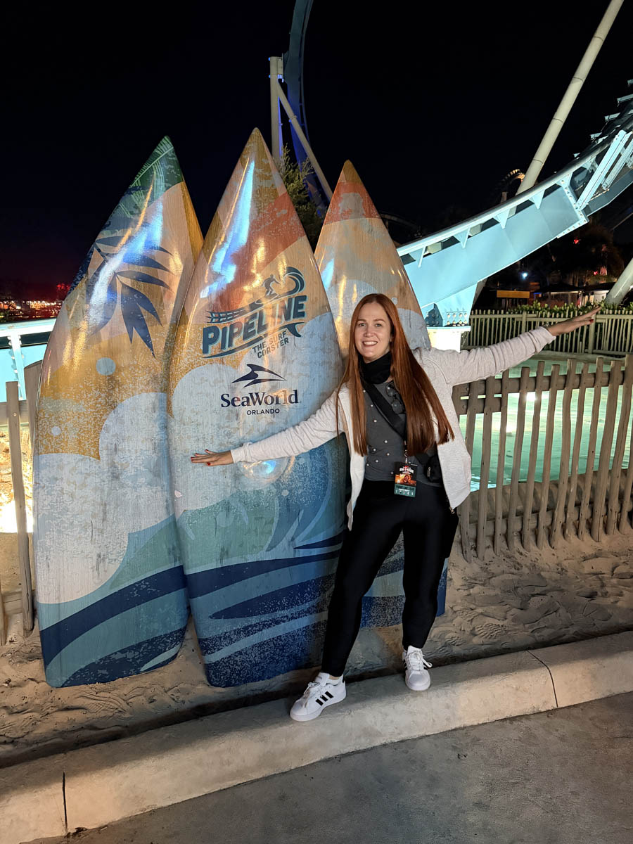 sea world seaworld orlando florida 3em3 howl o scream halloween pipeline