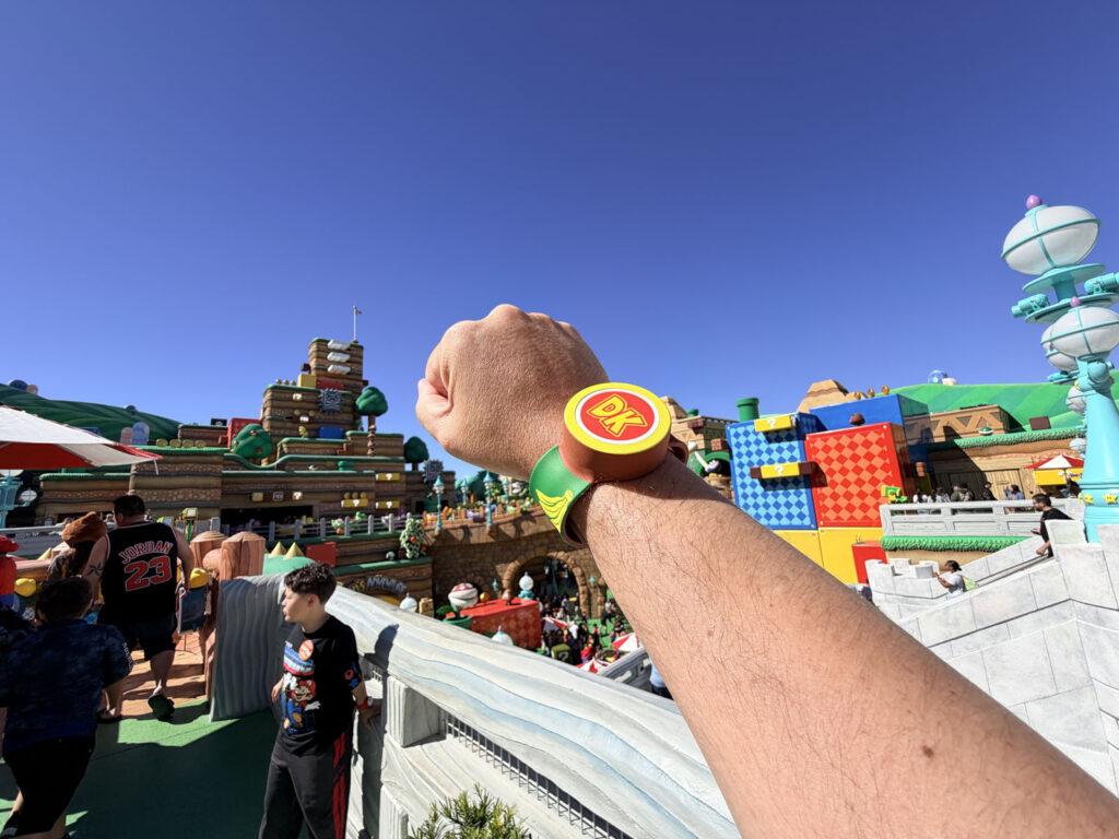 Epic Universe Universal Orlando Florida 3em3 Super Nintendo world Mario power up band