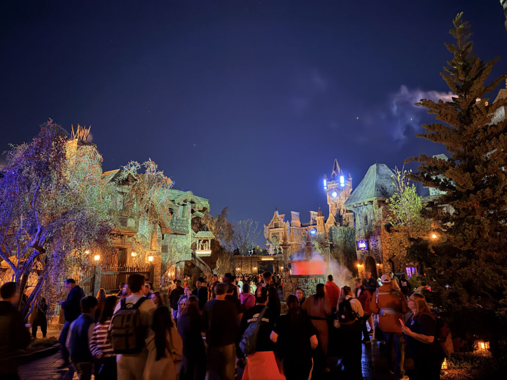 Epic Universe Universal Orlando Florida 3em3 dark universe