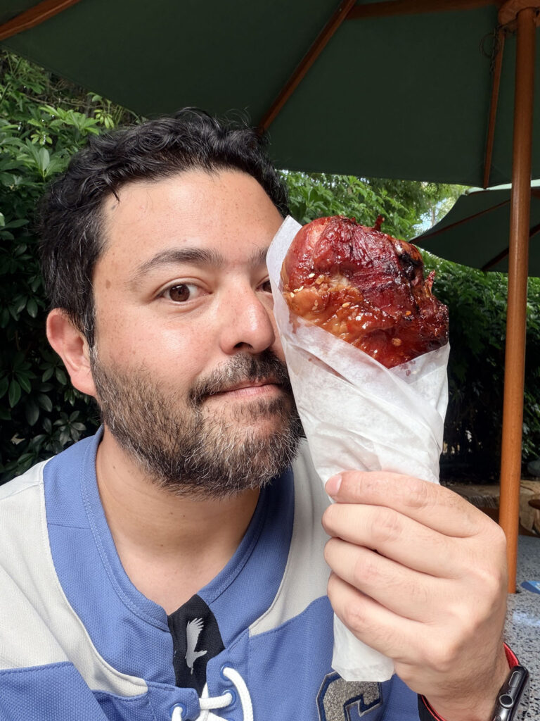 hogsmeade Hogwarts Harry Potter islands of adventure universal jurassic park 3em3 turkey leg