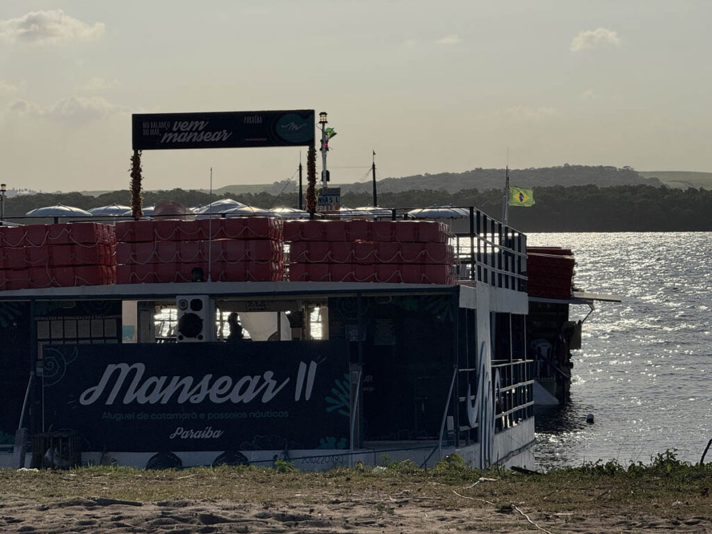 3em3 joão pessoa paraiba luck receptivo praia do jacare catamara