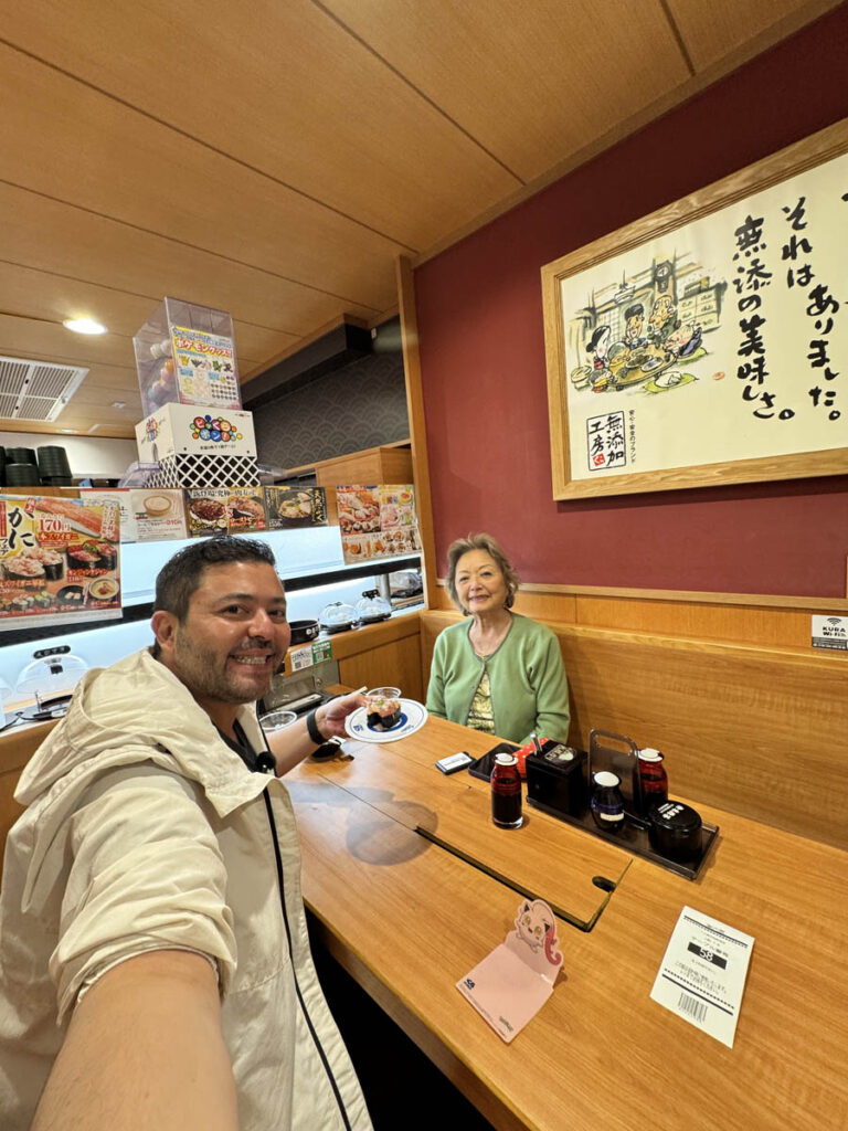 tokyo toquio onde comer restaurantes 3em3 kura sushi esteira