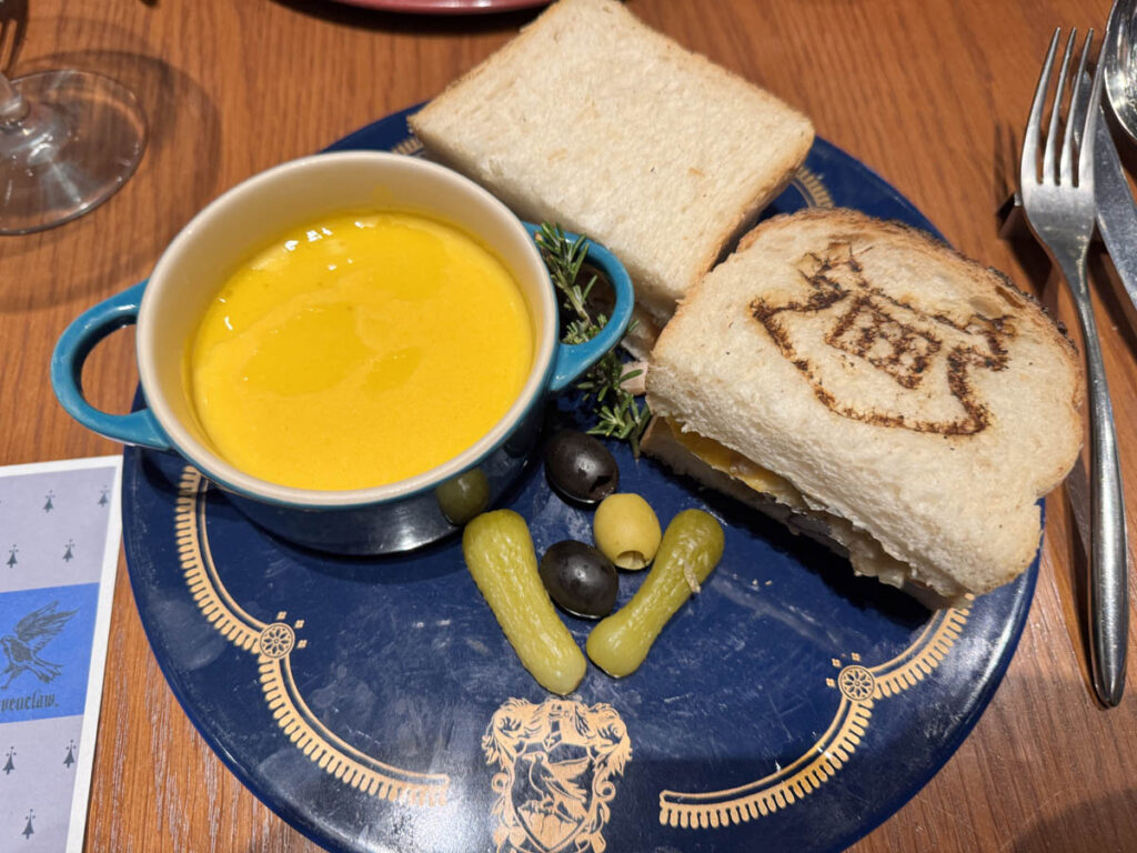 tokyo toquio onde comer restaurantes 3em3 akasaka harry potter cafe