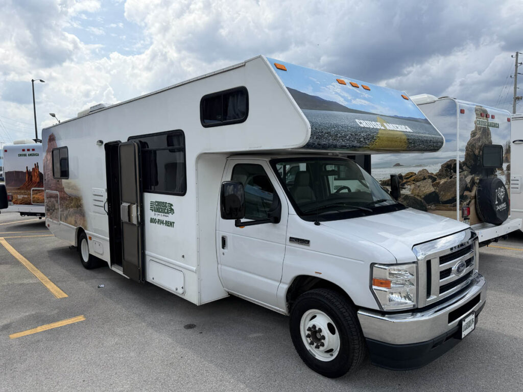 motorhome trips florida 3em3 cruise America retirada orlando
