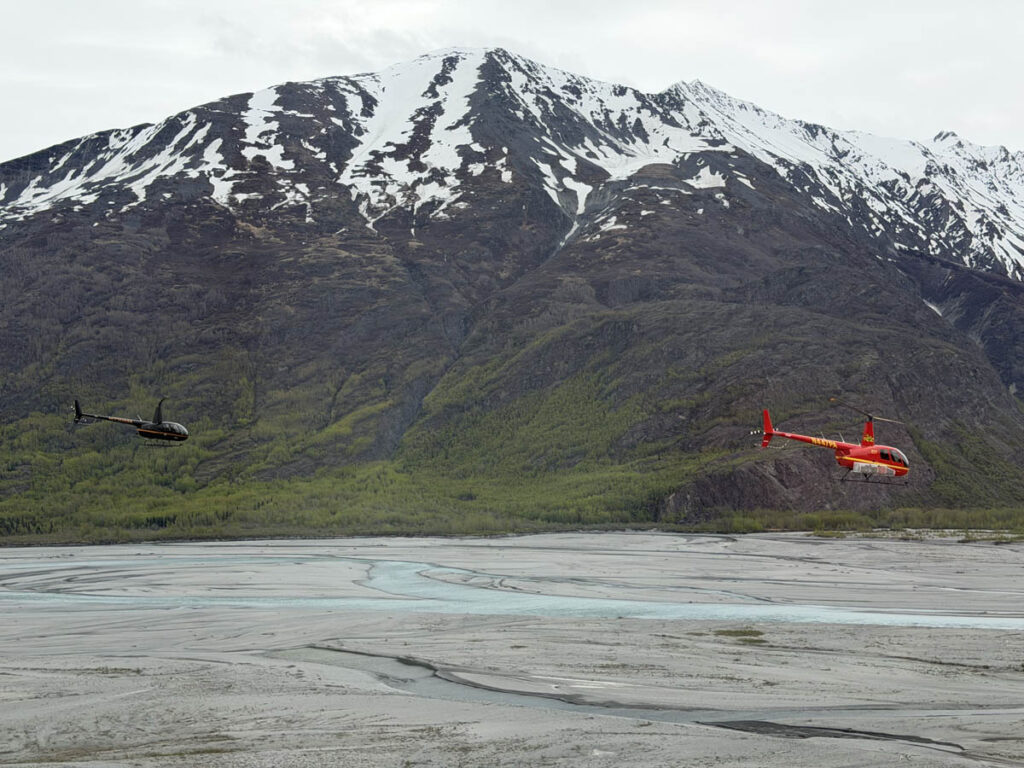 alaska alasca anchorage palmer outbound heli glacier paddleboarding helicoptero geleira