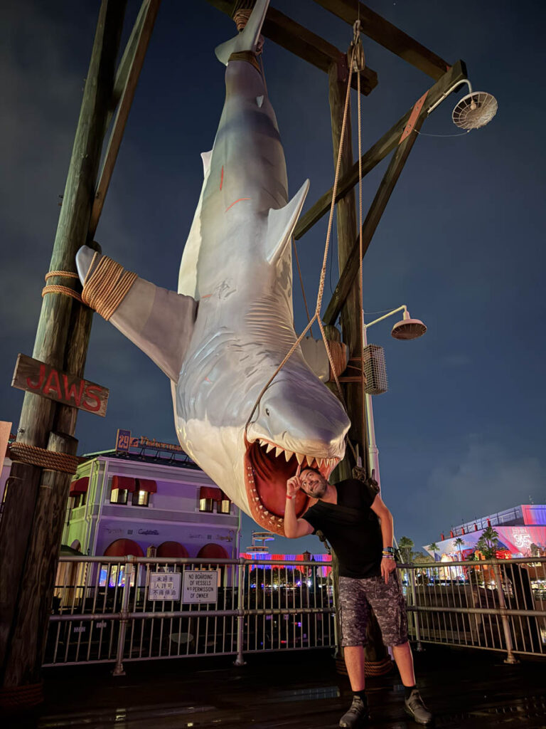 halloween em orlando universal studios halloween horror nights 2026 hhn zombie shark jaws